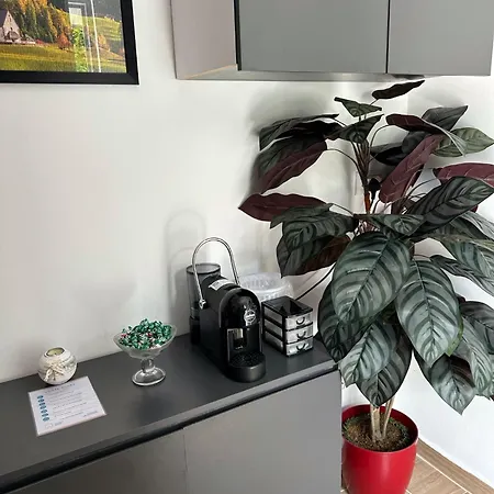 아파트 Lexhulo Room's Domje